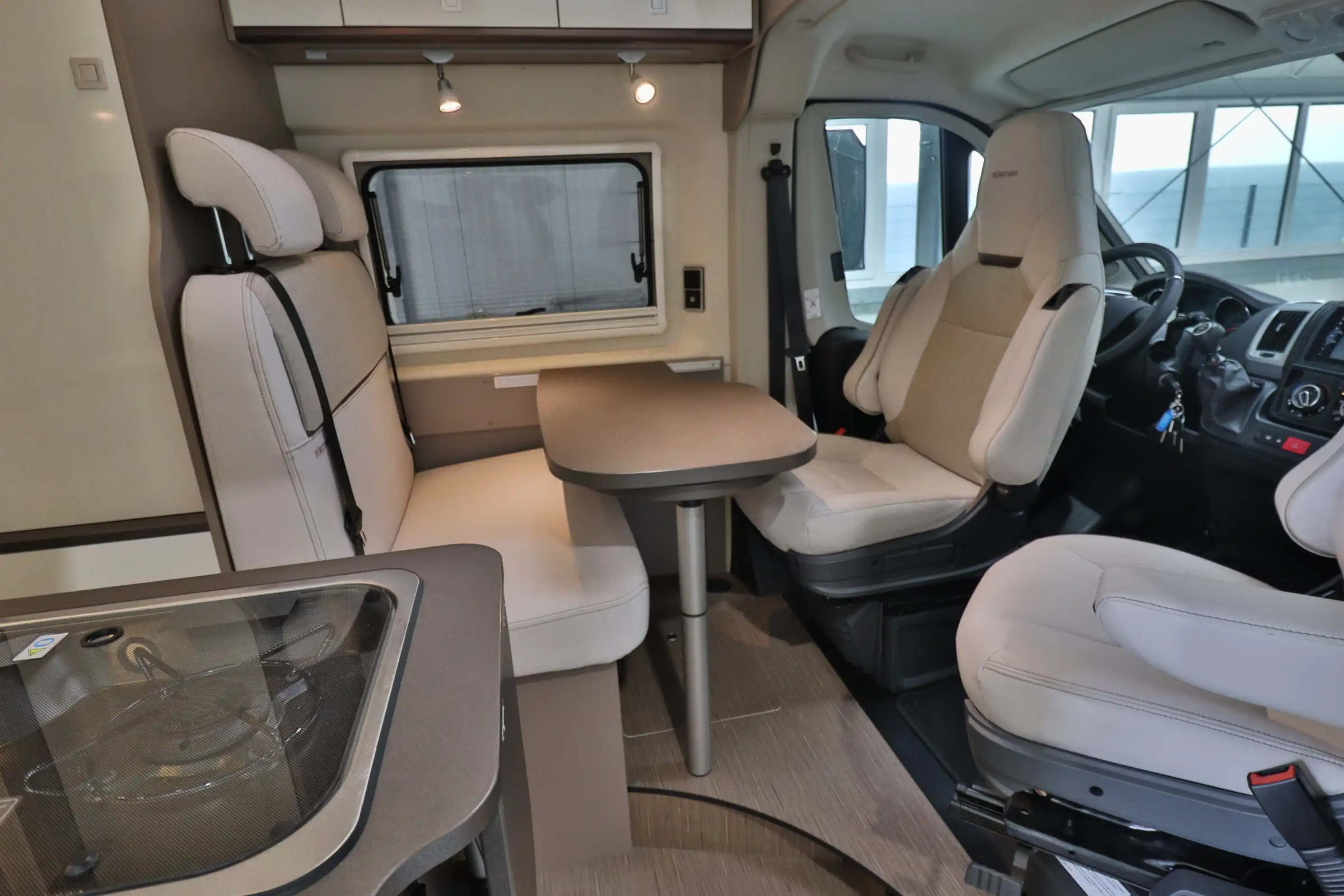 BUERSTNER City Car C 600